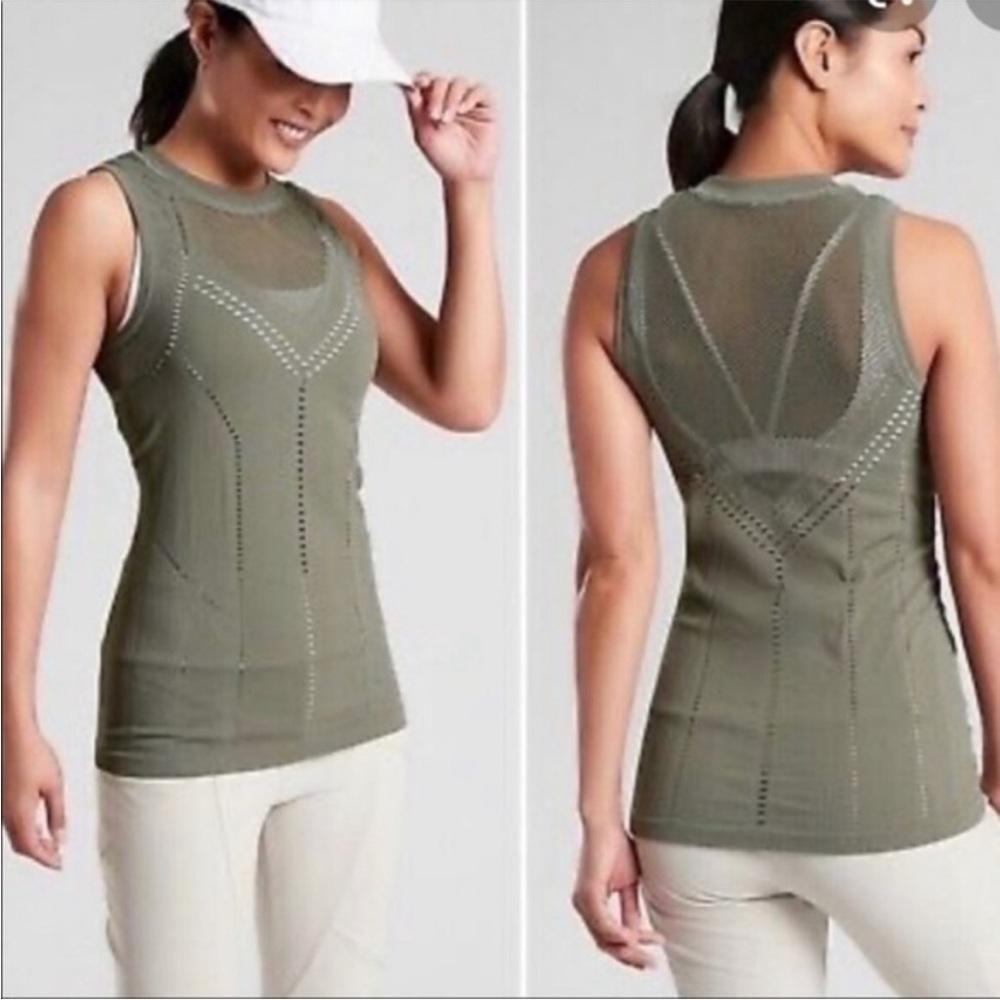 Athleta Oxygen Tank in Olive Green women’s size XS-EUC